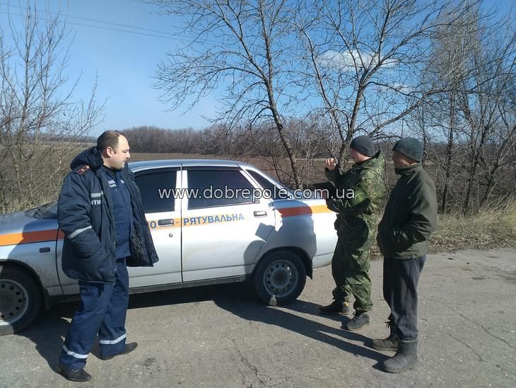 В Добропольском районе вдоль дороги обнаружена сигнальная мина натяжного действия