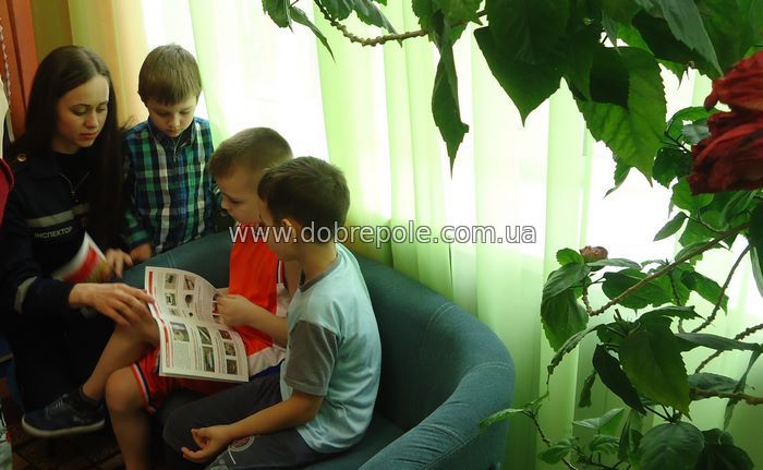 Детский садик «Василек» посетили представители службы спасения г. Доброполья + ФОТО
