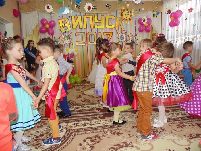 В добропольском детском саду «Василек» прошел выпускной бал + ФОТО