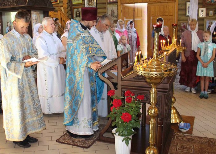 Миссионерская Божественная литургия пройдет в Троицком храме г.Доброполья