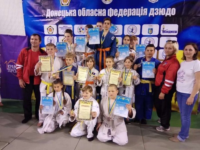 Добропольские дзюдоисты уверенно победили на Чемпионате области