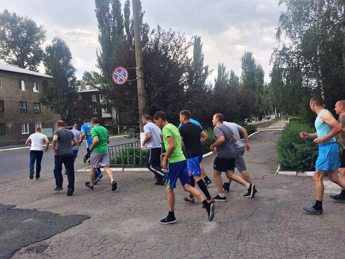 Фотофакт: в жизни работников Добропольского отделения полиции спорт занимает важное место