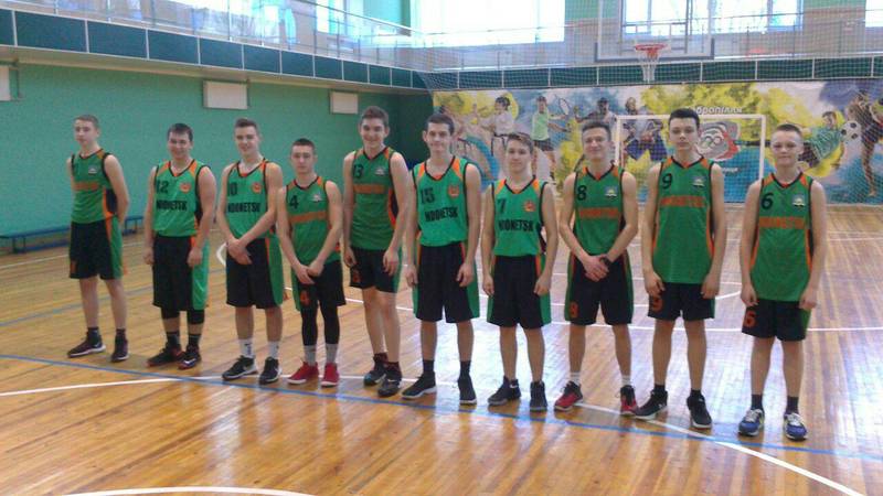 Баскетболисты из Новодонецкого вышли на первое место в районных соревнованиях