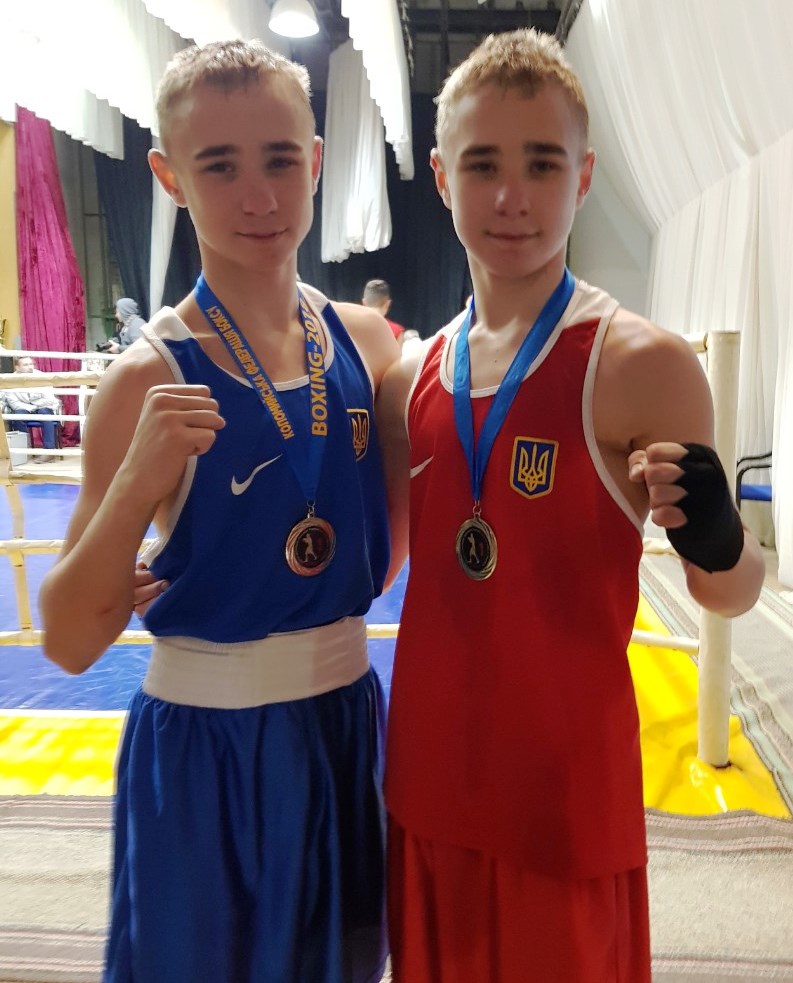 Боксеры Никита Заровний и братья Артемовы завоевали медали на двух турнирах