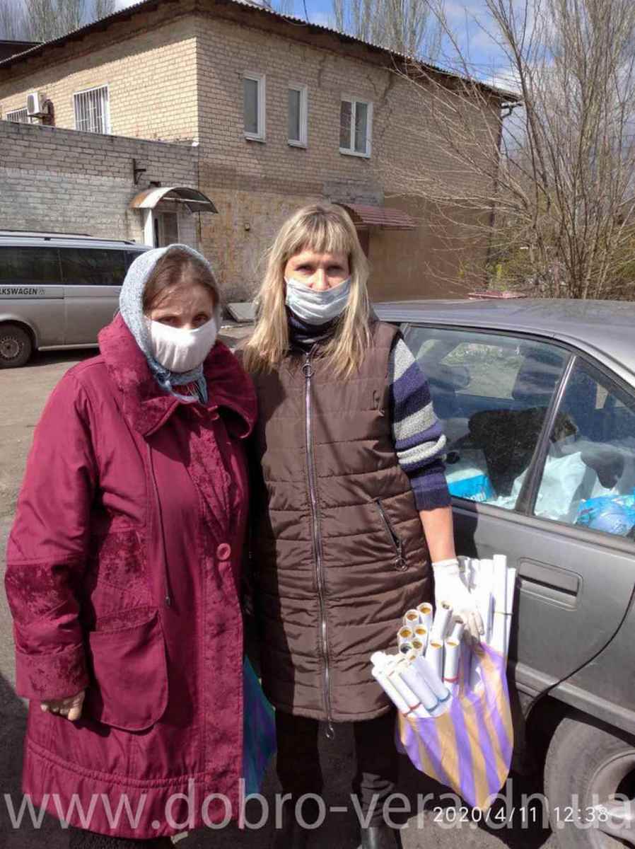 В православных храмах Доброполья и района оказывается благотворительная помощь оказавшимся в трудной ситуации из-за пандемии