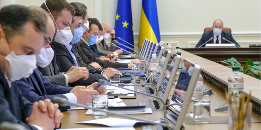 Кабмин представил план выхода Украины из карантина: пять этапов