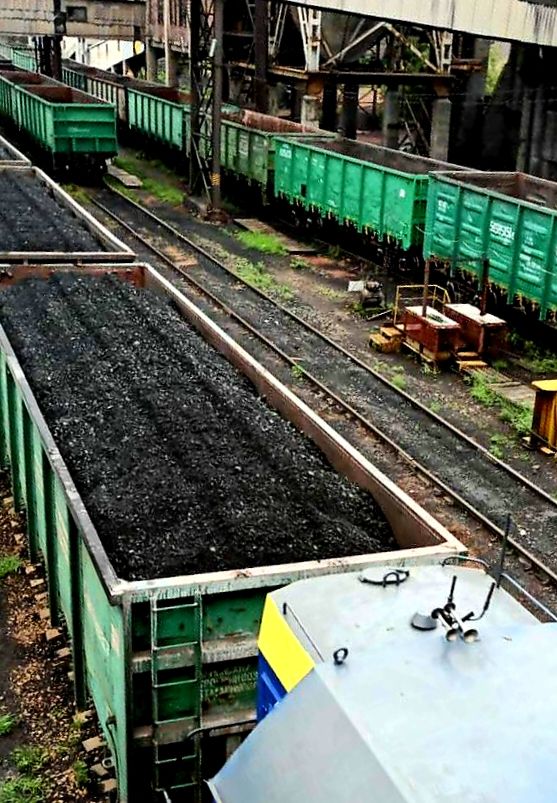 Со складов шахт ДТЭК Добропольеуголь отгрузили первую партию угля на теплоэлектростанции Центрэнерго