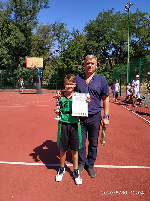 Команда ДЮСШ Новодонецького стала чемпіонами Донецької області з баскетболу