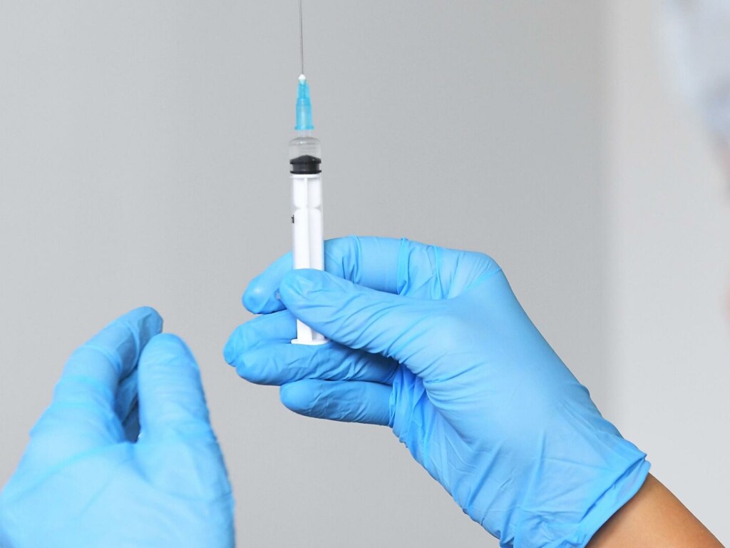 Минздраву выделили средства для закупки вакцин против гриппа