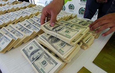 Валютные резервы Украины заметно похудели: куда уходят деньги