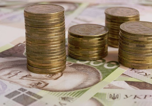 Правительство хочет отвязать соцвыплаты от прожиточного минимума: что изменится для украинцев