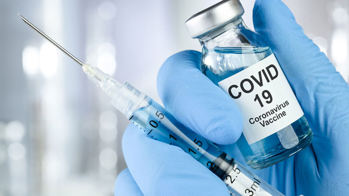 Украинцы получат компенсации в случае вреда от вакцин против коронавируса