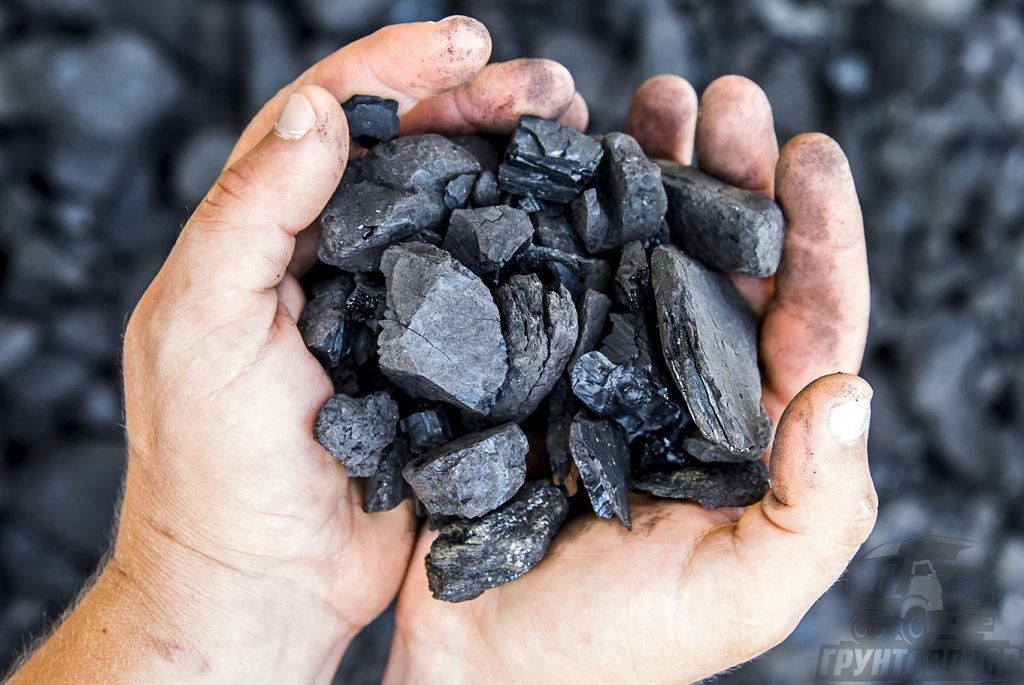 ДТЭК начал импортировать уголь для прохождения отопительного сезона