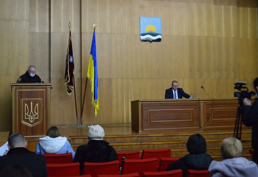 На черговій сесії Добропільської міської ради двоє депутатів склали свої повноваження