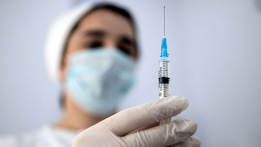 Добропольчанам на заметку: кому нельзя вакцинироваться от COVID-19 (главные противопоказания)