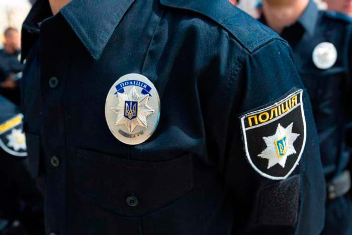 Украинским полицейским могут разрешить подрабатывать: где и как