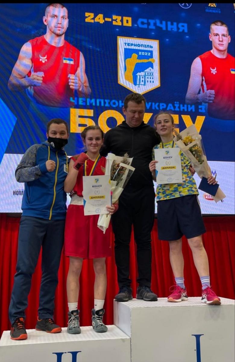Ганна Гендельман з Добропілля посіла почесне II місце у чемпіонаті України з боксу