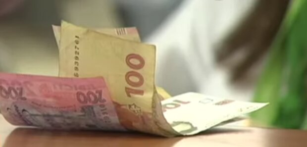 Пенсия по наследству: что будет с денежными накоплениями украинцев, которые они не успеют получить