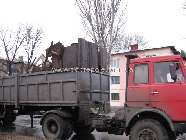 Добропольские правоохранители изъяли около 5 тонн перевозимого металла + ФОТО