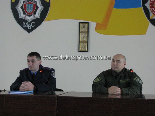 Начальник Красноармейского отдела полиции представил личному составу руководителя Добропольского отделения + ФОТО